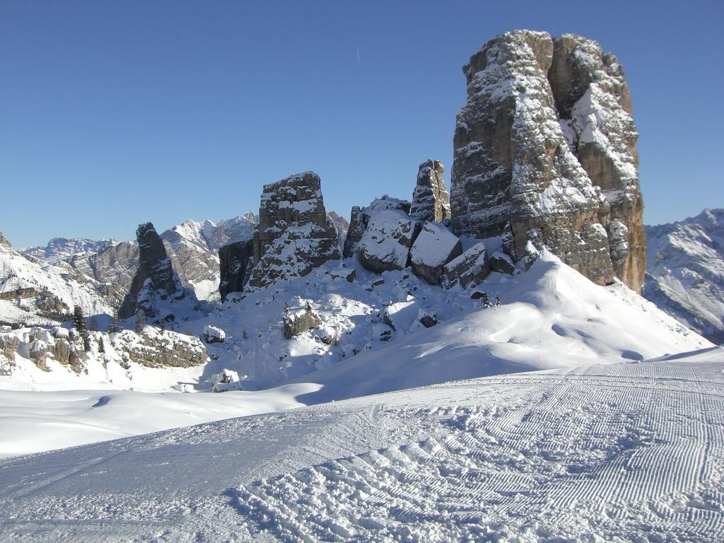 Villa Olimpia - Stayincortina Cortina d'Ampezzo Bagian luar foto